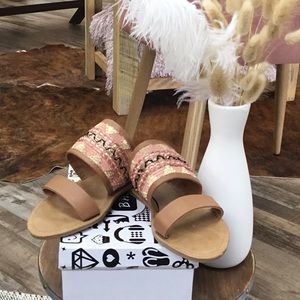 Women’s Sandals